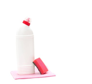 Temizleme Aracısı ve beyaz bir arka plan, bir yazıt, Temizleme jeli, deterjan için bir yer bir sünger ile beyaz şişe