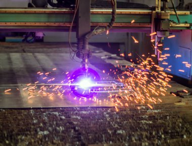 Makine modern otomatik plazma lazer kesme metaller, lazer, lazer ile kesim plazma için kıvılcım
