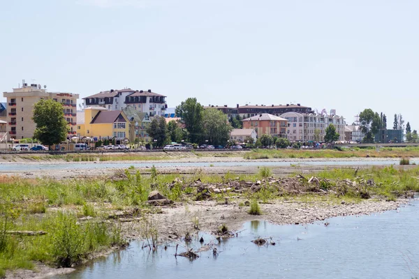 Les Rues Sotchi Adler Été 2018 Emprunt Rivière Mzymta — Photo