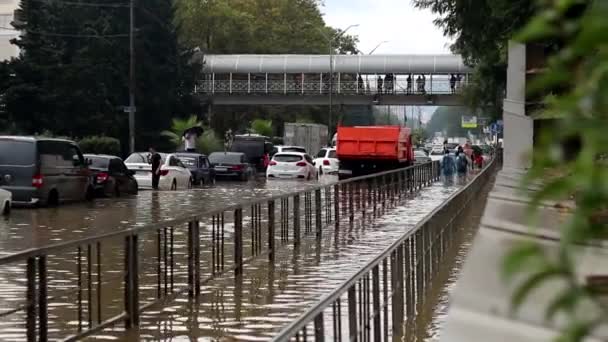 Überschwemmungen Sotschi Vor Dem Fußballspiel Russland Gegen Kroatien Adler Bezirk — Stockvideo