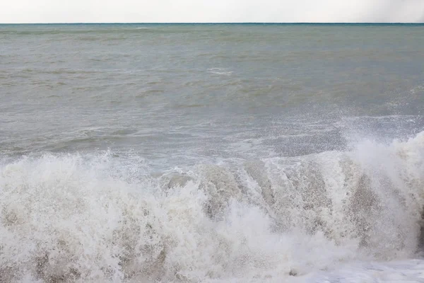 Sturm Auf Dem Schwarzen Meer Schmutzwasser Und Große Wellen — Stockfoto