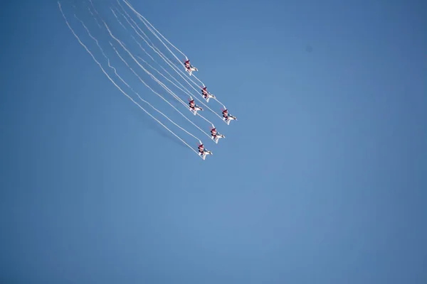 Teljesítmény Air Csoport Swifts Egy Légi Show Szocsi — Stock Fotó