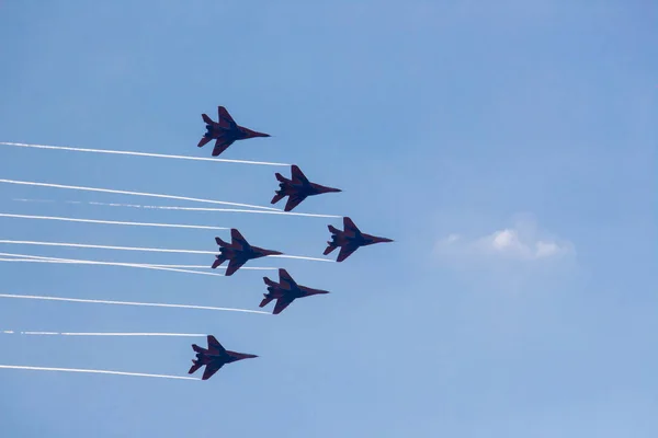 Performance Air Group Swifts Авиасалоне Сочи — стоковое фото