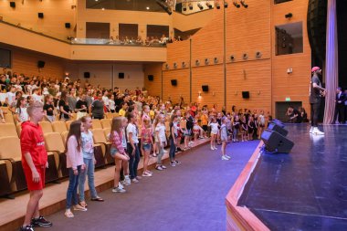 Uluslararası Dans Festivali Yarışması. Altın Festivali. Soçi. Dagomys. 27.05.2019