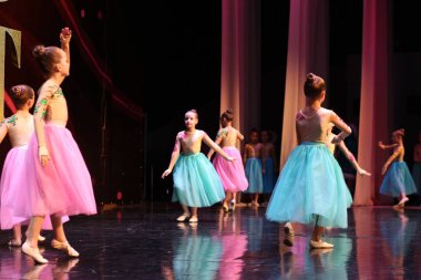 Uluslararası Festival Yarışması. Altın Festivali. Soçi. Dagomys. 26.05.2019