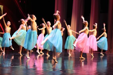 Uluslararası Festival Yarışması. Altın Festivali. Soçi. Dagomys. 26.05.2019