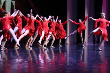 Uluslararası Festival Yarışması. Altın Festivali. Soçi. Dagomys. 26.05.2019