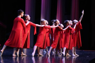 Uluslararası Festival Yarışması. Altın Festivali. Soçi. Dagomys. 26.05.2019