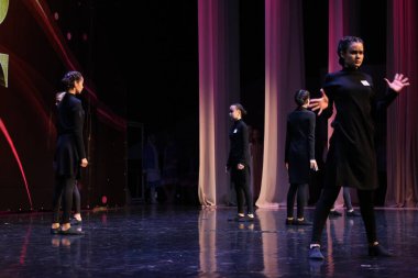 Uluslararası festival dans yarışması. Altın bayram. Sochi Dagomys. 05 / 26 / 2019