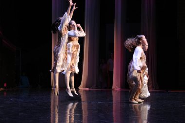 Uluslararası festival dans yarışması. Altın bayram. Sochi Dagomys. 05 / 26 / 2019 