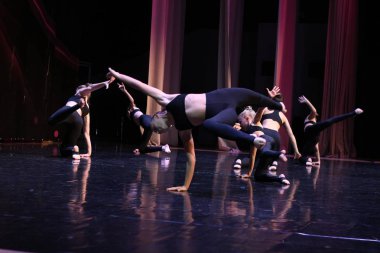 Uluslararası Festival Yarışması. Altın Festivali. Soçi. Dagomys. 26.05.2019