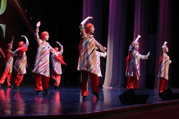 Международный Фестиваль Танцев Золотой Праздник Сочи Дагомыс 2019 — стоковое фото