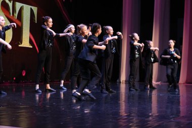 Uluslararası Festival Yarışması. Altın Festivali. Soçi. Dagomys. 26.05.2019