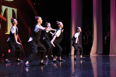 Uluslararası Festival Yarışması. Altın Festivali. Soçi. Dagomys. 26.05.2019