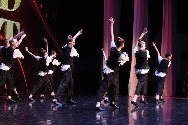 Uluslararası Festival Yarışması. Altın Festivali. Soçi. Dagomys. 26.05.2019