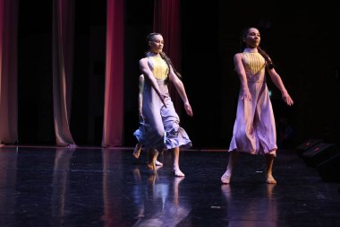 Uluslararası Festival Yarışması. Altın Festivali. Soçi. Dagomys. 26.05.2019