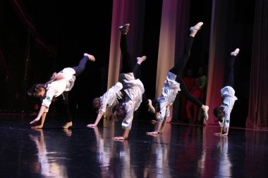 Uluslararası Festival Yarışması. Altın Festivali. Soçi. Dagomys. 26.05.2019