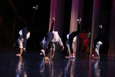 Uluslararası Festival Yarışması. Altın Festivali. Soçi. Dagomys. 26.05.2019