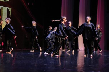 Uluslararası Festival Yarışması. Altın Festivali. Soçi. Dagomys. 26.05.2019