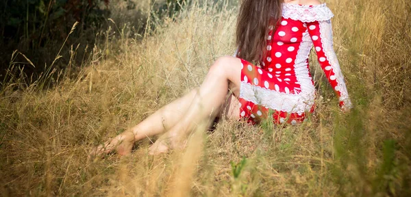 Girl Red Polka Dot Dress Walks Park — Stock Photo, Image
