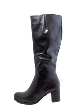 beyaz zemin üzerine siyah kadın çizme