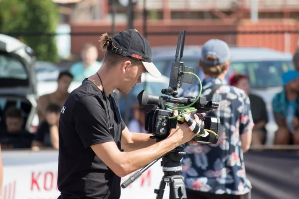 Cameraman Filmt Sportevenementen Straat — Stockfoto