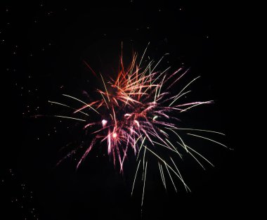 Ulusal kutlamada güzel havai fişekler