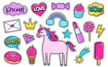 Modern, sevimli, renkli yama seti. Tek boynuzlu at, ruj, taç, elmas, aşk mektubu, gökkuşağı, kalp, çörek, kek, karikatür baloncukları vs. Çizgi film 80 'ler-90' lar tarzı. Vektör illüstrasyonu