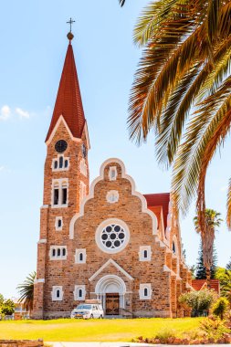 Windhoek, Namibya - 3 Ocak 2016: Windhoek Christuskirche, Namibya. Windhoek Namibya'nın başkenti ve en büyük şehridir.