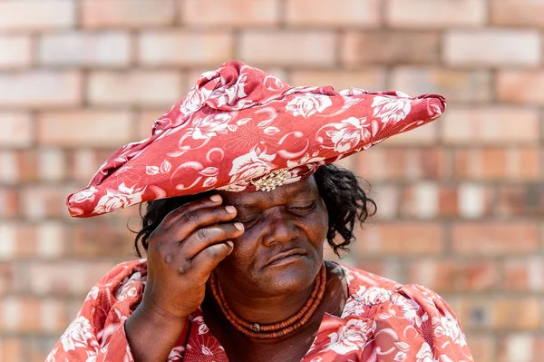 Kamanjab Namibië Jan 2016 Onbekende Herero Vrouw Namibië Waren Naar — Stockfoto