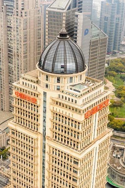 2016年3月31日 オリエンタルパールラジオとテレビタワーからの上海の建物の眺め — ストック写真
