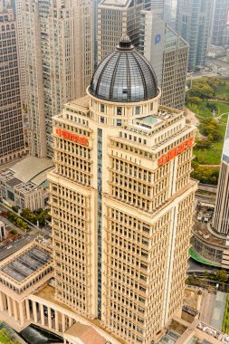 Şangay, Çin - Mar 31, 2016: Oriental Pearl Radyo ve Tv Kulesi'nden Şangay binalarının görünümü.