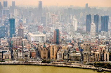 Şangay, Çin - Mar 31, 2016: Oriental Pearl Radyo ve Tv Kulesi'nden Şangay binalarının görünümü.