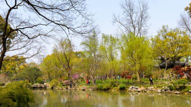 Suzhou, Çin - 1 Nisan 2016: Mütevazı Yönetici Bahçesi'nin Doğası, Suzhou'da bir Çin bahçesi, Unesco Dünya Mirası Listesi