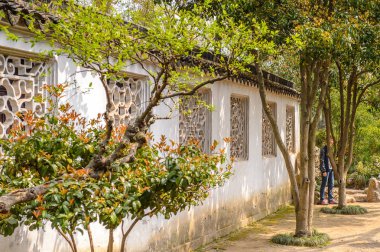 Suzhou, Çin - Nis 1, 2016: Mütevazı Yönetici Bahçesi, Suzhou bir Çin bahçesi, Unesco Dünya Mirası