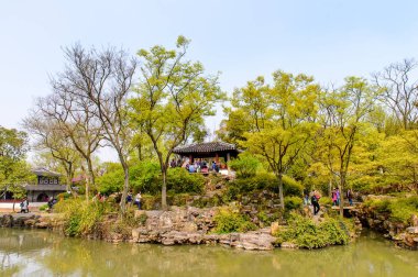 Suzhou, Çin - Nis 1, 2016: Mütevazı Yönetici Bahçesi, Suzhou bir Çin bahçesi, Unesco Dünya Mirası