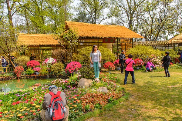 Suzhou China 2016 Unbekannte Touristen Garten Des Bescheidenen Verwalters Einem — Stockfoto