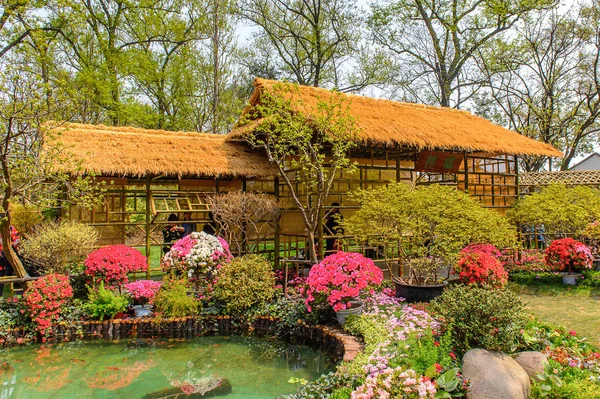 Suzhou Kina Apr 2016 Oidentifierade Turister Den Ödmjuka Administratörens Trädgård — Stockfoto
