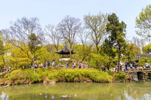 Suzhou, Çin - Nis 1, 2016: Mütevazı Yönetici Bahçesi, Suzhou bir Çin bahçesi, Unesco Dünya Mirası