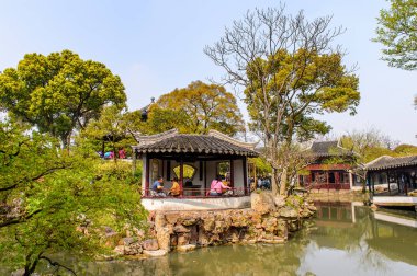 Suzhou, Çin - Nis 1, 2016: Mütevazı Yönetici Bahçesi, Suzhou bir Çin bahçesi, Unesco Dünya Mirası