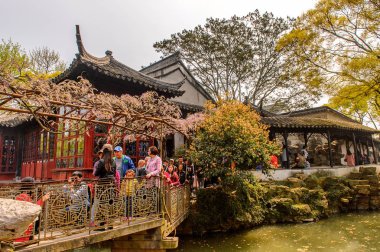 Suzhou, Çin - 1 Nisan 2016: Mütevazı Yönetici Bahçesi'nin Doğası, Suzhou'da bir Çin bahçesi, Unesco Dünya Mirası Listesi