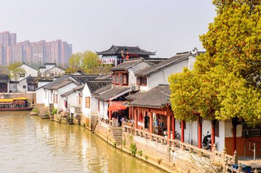 Suzhou, Çin - Nis 1, 2016: Suzhou Bao'en Tapınak kompleksi, Jiangsu Eyaleti, Çin. Çin'deki Buda tapınaklarından biri