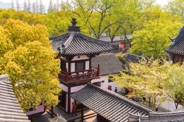 Suzhou, Çin - Nis 1, 2016: Suzhou Bao'en Tapınak kompleksi, Jiangsu Eyaleti, Çin. Çin'deki Buda tapınaklarından biri