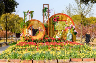 Suzhou, Çin - Nis 1, 2016: Suzhou Tiger tepe görme Doğası, Çin. Doğal güzelliği ve tarihi yerleri ile ünlüdür..