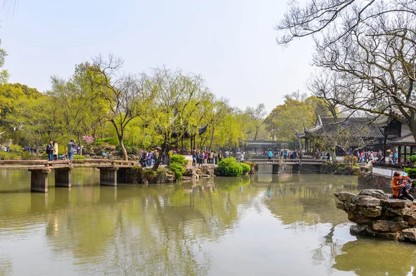 Сучжоу Китай Квітня 2016 Невідомі Туристи Скромний Адміністратор Сад Китайський — стокове фото