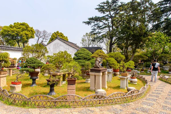 Suzhou, Çin - Nis 1, 2016: Mütevazı Yönetici Bahçesi, Suzhou bir Çin bahçesi, Unesco Dünya Mirası