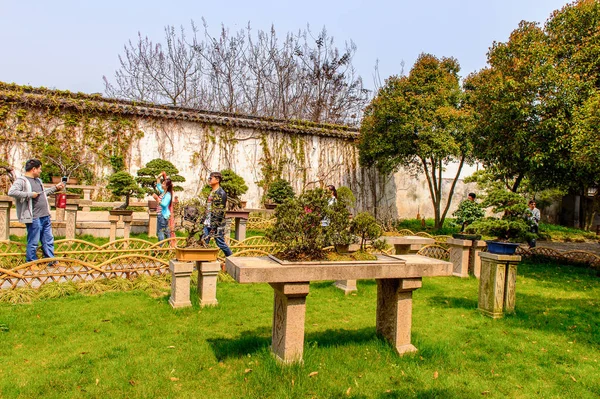 Suzhou, Çin - Nis 1, 2016: Mütevazı Yönetici Bahçesi, Suzhou bir Çin bahçesi, Unesco Dünya Mirası