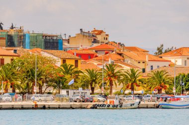 Nafplio, Yunanistan - 24 Nisan 2016: Nafplio Limanı, Yunanistan'ın Mora bölgesinde bir liman kenti