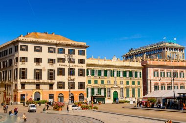 Cenova, İtalya - 4 Mayıs 2016: Cenova, İtalya'nın Piazza de Ferrari (Ferrari Meydanı). Cenova, Liguria'nın başkenti ve İtalya'nın altıncı büyük şehridir.