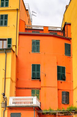 Porto Venere, İtalya - 5 Mayıs 2016: Marina (riviera) Porto Venere, İtalya. P Venere ve Cinque Terre köyleri Unesco Dünya Mirası.